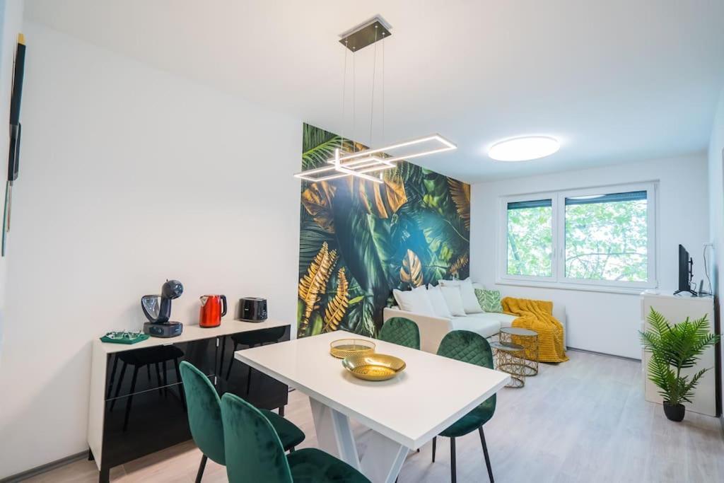 Jungle Apartment Siofok Dış mekan fotoğraf